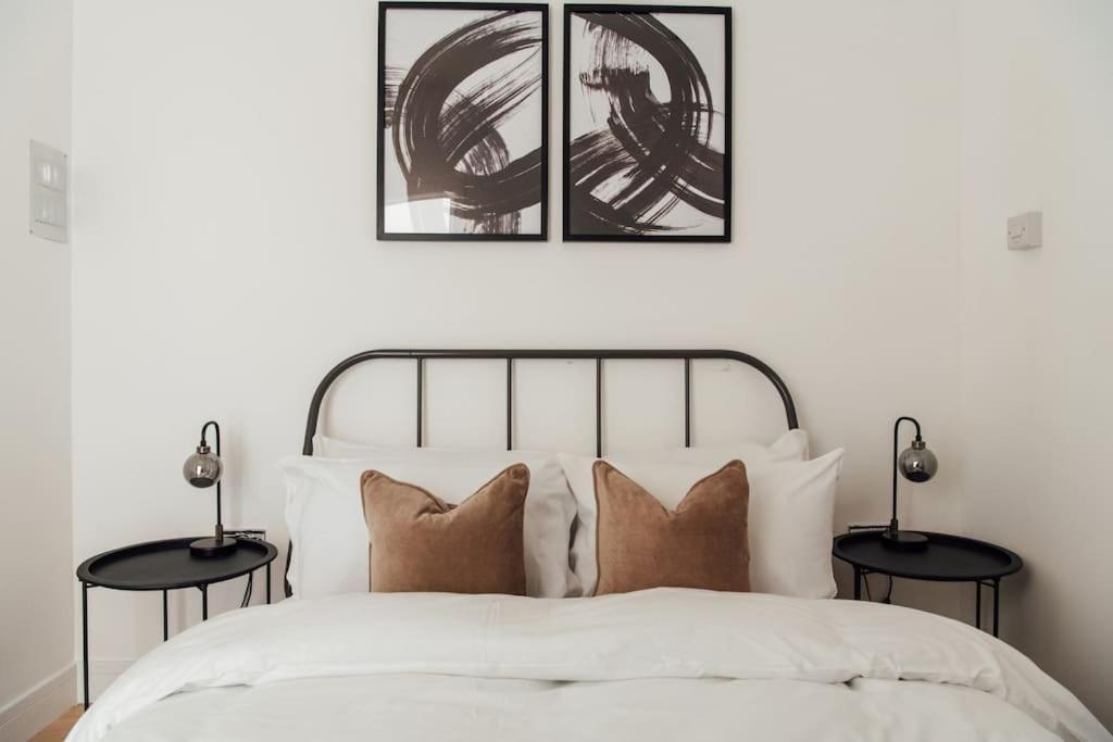 Stylish 2 Bedroom Flat In Ilford, London Exteriör bild